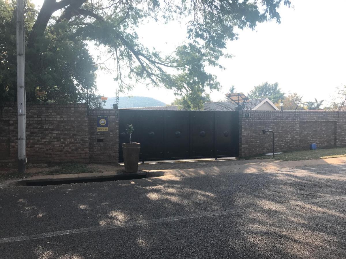 Blue Lotus Guest House Pta East-Solar Power Pretoria Exterior photo